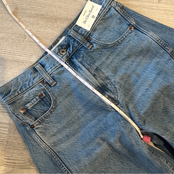 NWT Abercrombie & Fitch Mid Rise The Ultra Barrel Jeans 25 long - Picture 9 of 12